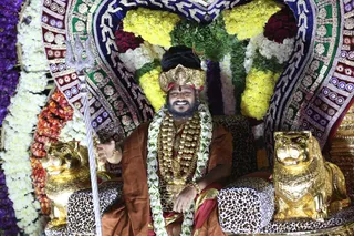 Procession - G28A8037.jpg