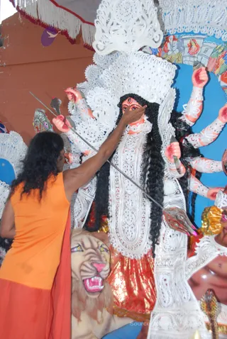 Swamiji-Doing-Pranaprathistha-To-Durga-Devi - watermark_DSC_5272.JPG