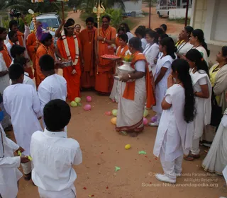 Procession-To-Temple - watermark_DSC_0062.JPG