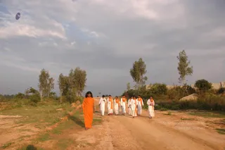 Swamiji-In-Rounds - DSC_2626.JPG