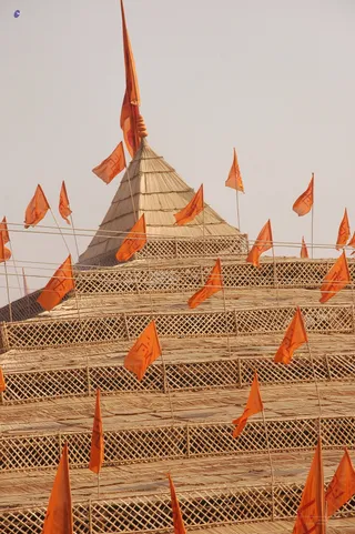 Glimpses Of Kumbh - india-Ashram-Dic.30-31-1 -.05-06 013_watermarked.jpg
