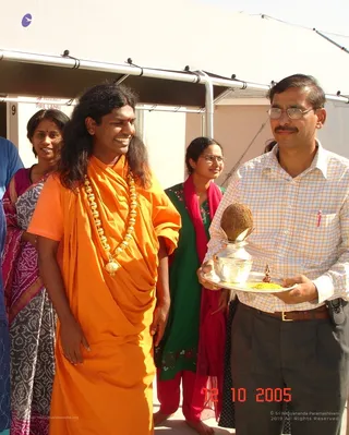 Venkateshwara Arrives In La - LA ashram 025_watermarked.jpg