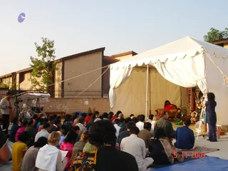 Sendoff From La - LA Ashram Swamiji Send Off Nov 4, 2005 003_watermark.jpg