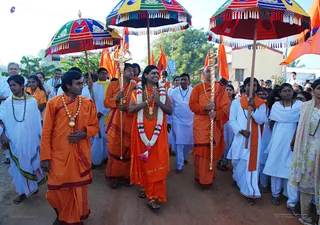 Procession - DSC_0352_watermarked.jpg
