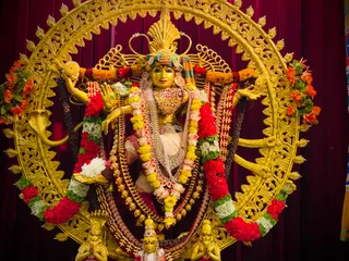 KAILASA SEATTLE, USA - Sarvajnapeetam
