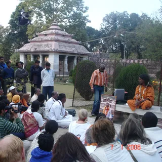 Varanasi-Yatra - DSC00020.jpg