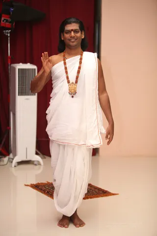 Swami Photoshoot - 03--IMG_5221_watermark.jpg