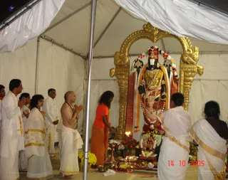 Venkateshwara Alankar - LA ashram 024_watermarked.jpg