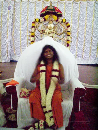 Swamiji Returns From Usa - 100_4792_watermark.jpg