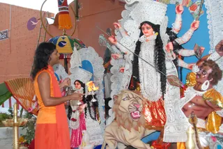Swamiji-Doing-Pranaprathistha-To-Durga-Devi - watermark_DSC_5299.JPG