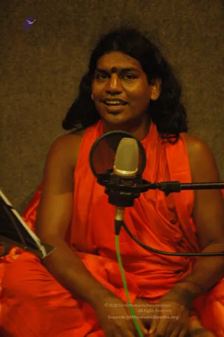 Swamiji-In-Kirthanalaya - batch_DSC_1409.JPG