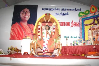 Evening-Meeting&Darshan - batch_DSC_0890.JPG