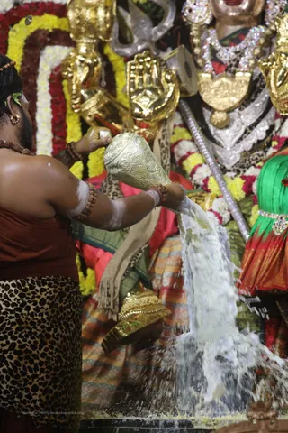 Swayambhulingaabhishekam - 7T7A9218.jpg