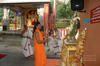 Navaratri-Golu-Pooja-By-Swamiji - watermark_DSC_8871.JPG