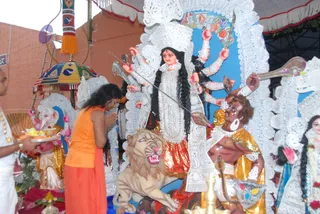 Swamiji-Doing-Pranaprathistha-To-Durga-Devi - watermark_DSC_5284.JPG