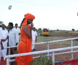 Welcoming-Swamiji - IMG_9967.jpg