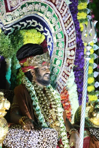 Procession - G28A7937.jpg