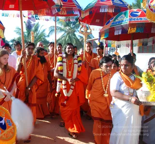 Procession - watermark_DSC_0128.JPG
