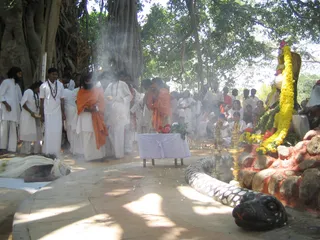 Arathi - ShivRathri_2005_ashram (84)_watermark.jpg