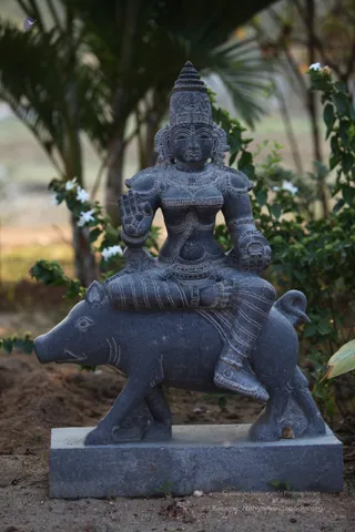 Nithyananda-Sacredarts-Stone-Deity - batch_IMG_0001.JPG