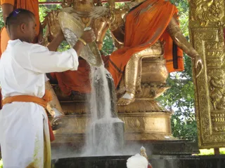 Abishekam-To-Nithyanandeshwara-Paramashiva - batch_IMG_2014.JPG