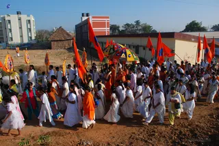 Procession - DSC_0387_watermarked.jpg