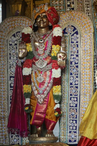 Glimpses-From-Morning-Satsang - 2020-03-16-IMGL0076_mandala-abhishekam-day-2.jpg