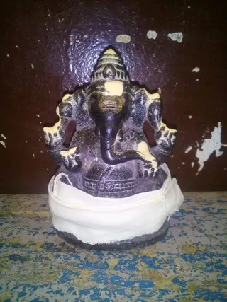 1981 - HDH Manifesting Ganesha at The Age of 3