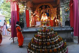 Procession - DSC_0516_watermarked.jpg