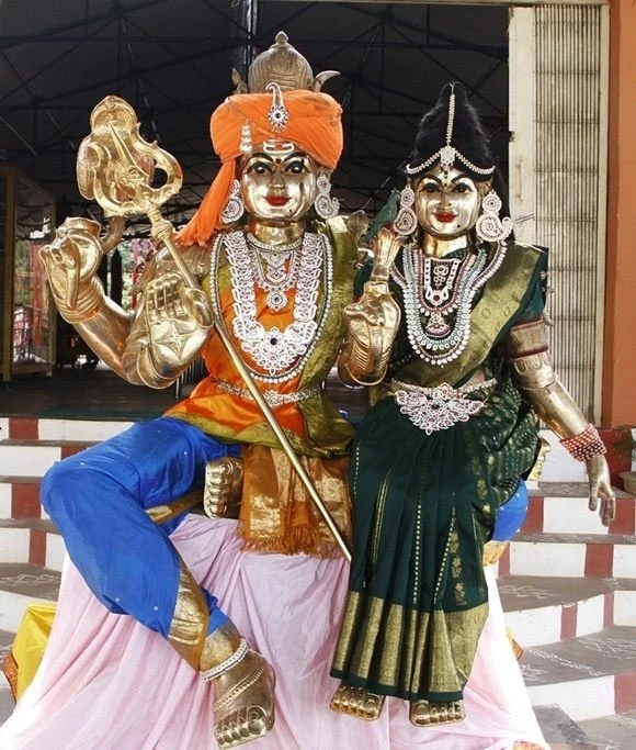 https://www.nithyananda.org/sites/default/files/photo-gallery/2011-08aug-11-nithyananda-photo-01f-anandeswara-anandeswari-bidadi-temple.JPG?1313821422