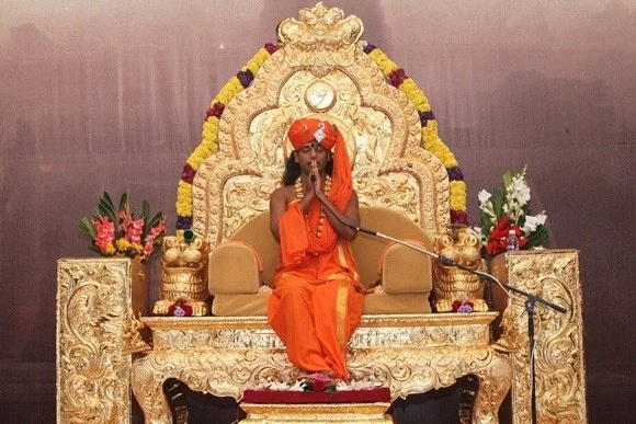 https://www.nithyananda.org/sites/default/files/photo-gallery/2011-08aug-19-nithyananda-photo-02h-swamiji-kailash-satsang.JPG?1313856472