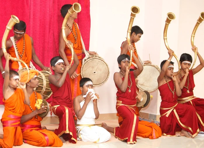 Gurukul Kids Playing musical instruments during Rudrabishekam