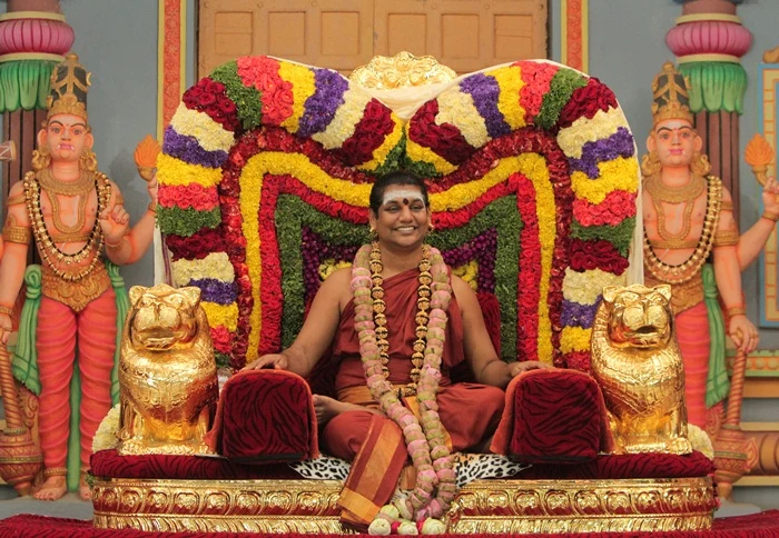 https://nithyananda.org/sites/default/files/photo-gallery/2014-10oct-01st-nithyananda-dairy_IMG_9933_bidadi-swamiji-satsang.JPG?1412337919