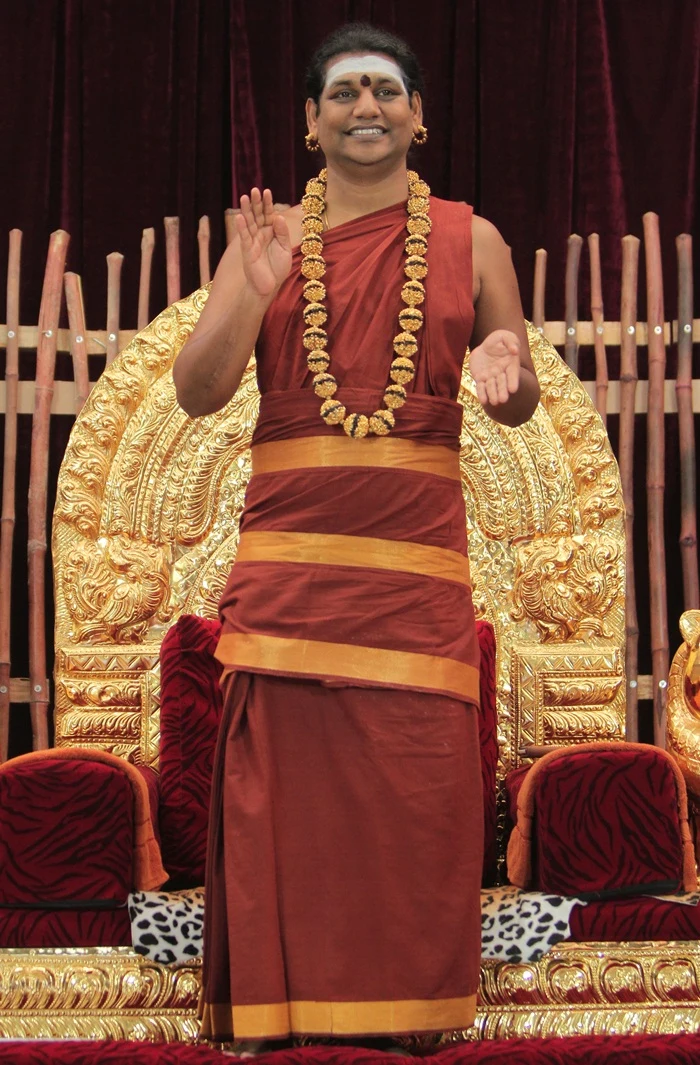 https://nithyananda.org/sites/default/files/photo-gallery/2014-10oct-09th-nithyananda-dairy_IMG_2655_bidadi-satsang-swamiji-blessings.JPG?1412851933