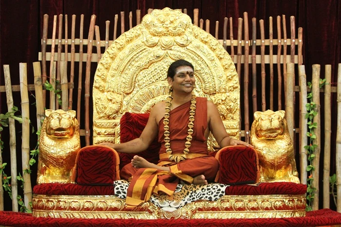 https://nithyananda.org/sites/default/files/photo-gallery/2014-10oct-09th-nithyananda-dairy_IMG_3331_bidadi-satsang-swamiji.JPG?1412852025