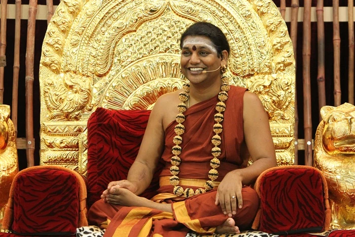 https://nithyananda.org/sites/default/files/photo-gallery/2014-10oct-09th-nithyananda-dairy_IMG_3341_bidadi-satsang-swamiji.JPG?1412852072