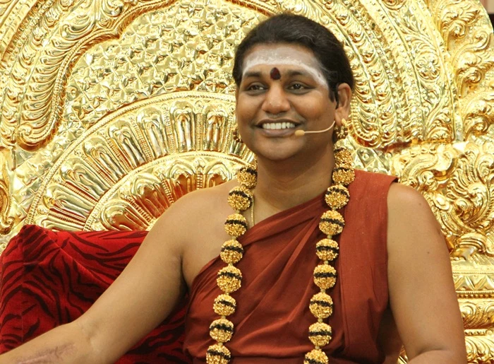 https://nithyananda.org/sites/default/files/photo-gallery/2014-10oct-09th-nithyananda-dairy_IMG_3345_bidadi-satsang-swamiji.JPG?1412852087