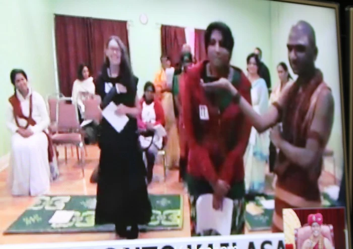 https://nithyananda.org/sites/default/files/photo-gallery/2014-10oct-19th-nithyananda-diary_IMG_7040_bidadi-e-kalpataru-toronto.JPG?1413860432