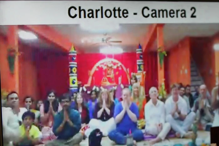 https://nithyananda.org/sites/default/files/photo-gallery/2014-10oct-19th-nithyananda-diary_IMG_7584_bidadi-e-kalpataru-charlotte.JPG?1413860432