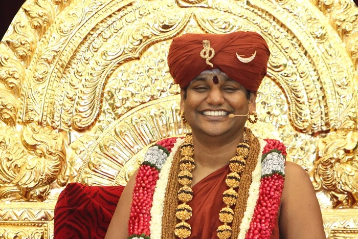 https://nithyananda.org/sites/default/files/photo-gallery/2014-10oct-19th-nithyananda-diary_IMG_7608_bidadi-swamiji.JPG?1413860432