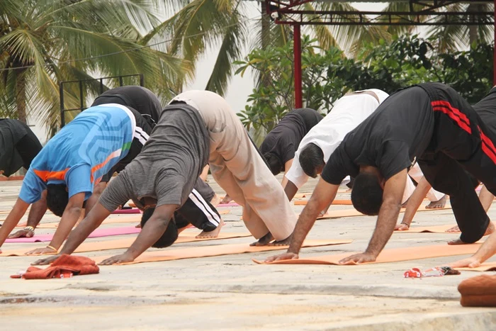 https://nithyananda.org/sites/default/files/photo-gallery/2014-10oct-19th-nithyananda-diary_IMG_7718_bidadi-temple-inner-awakening-yoga-session.JPG?1413860432