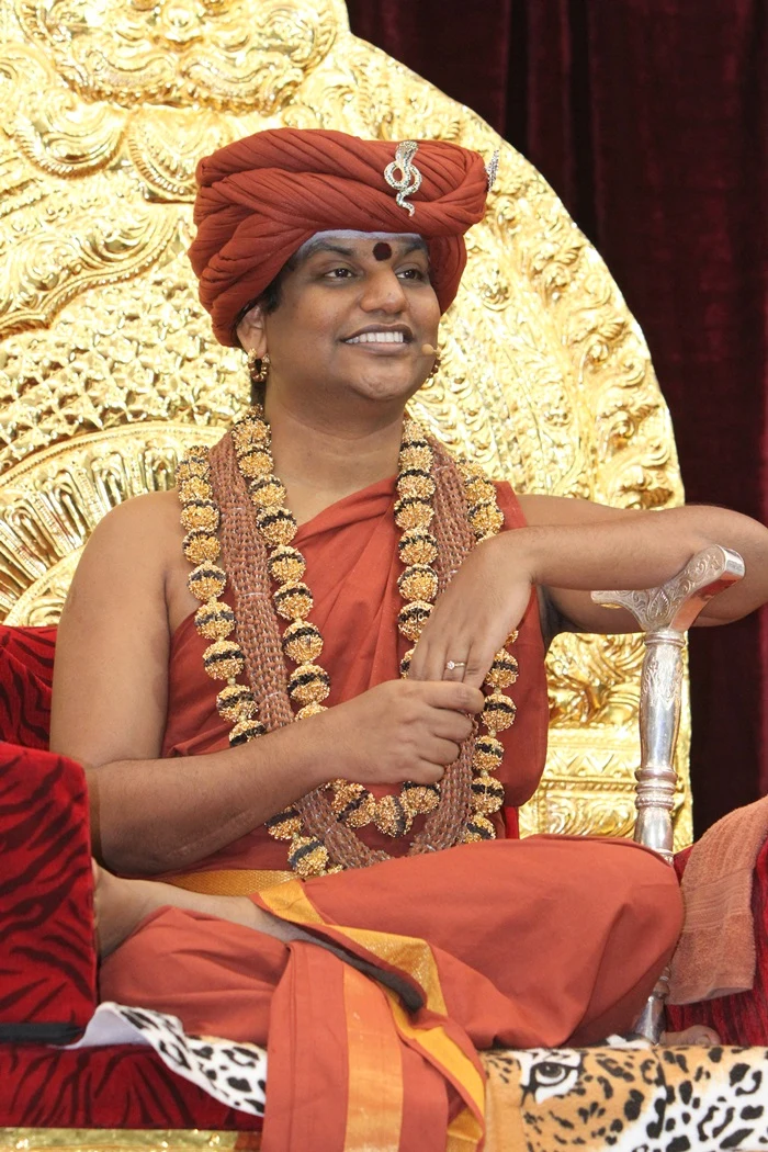 https://nithyananda.org/sites/default/files/photo-gallery/2014-10oct-20th-nithyananda-diary_IMG_8133_bidadi-swamiji-satsang.JPG?1413880556