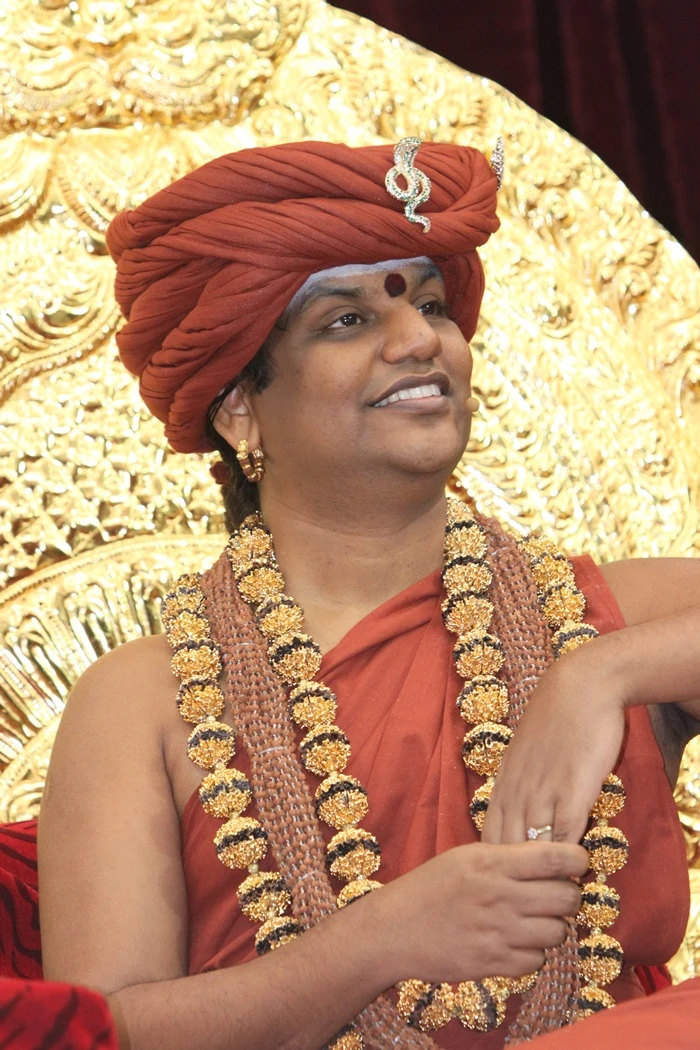 https://nithyananda.org/sites/default/files/photo-gallery/2014-10oct-20th-nithyananda-diary_IMG_8140_bidadi-swamiji-satsang.JPG?1413880556