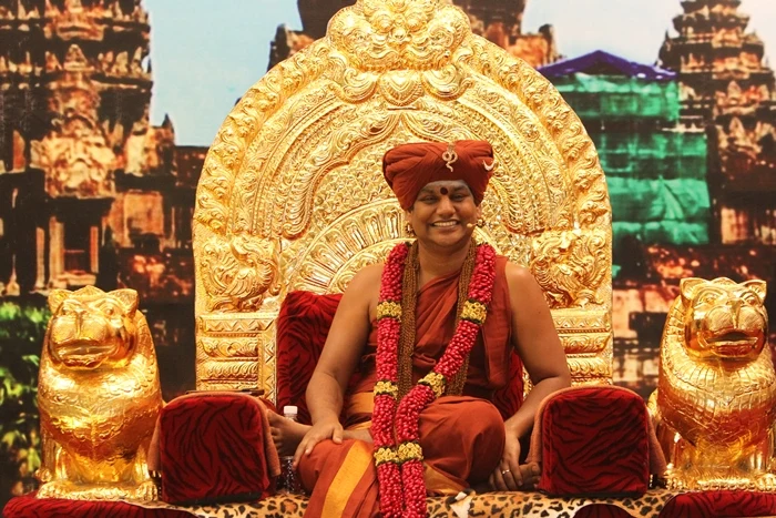https://nithyananda.org/sites/default/files/photo-gallery/2014-10oct-31st-nithyananda-diary_IMG_2538_bidadi-swamiji-nithya-satsang.JPG?1414822575