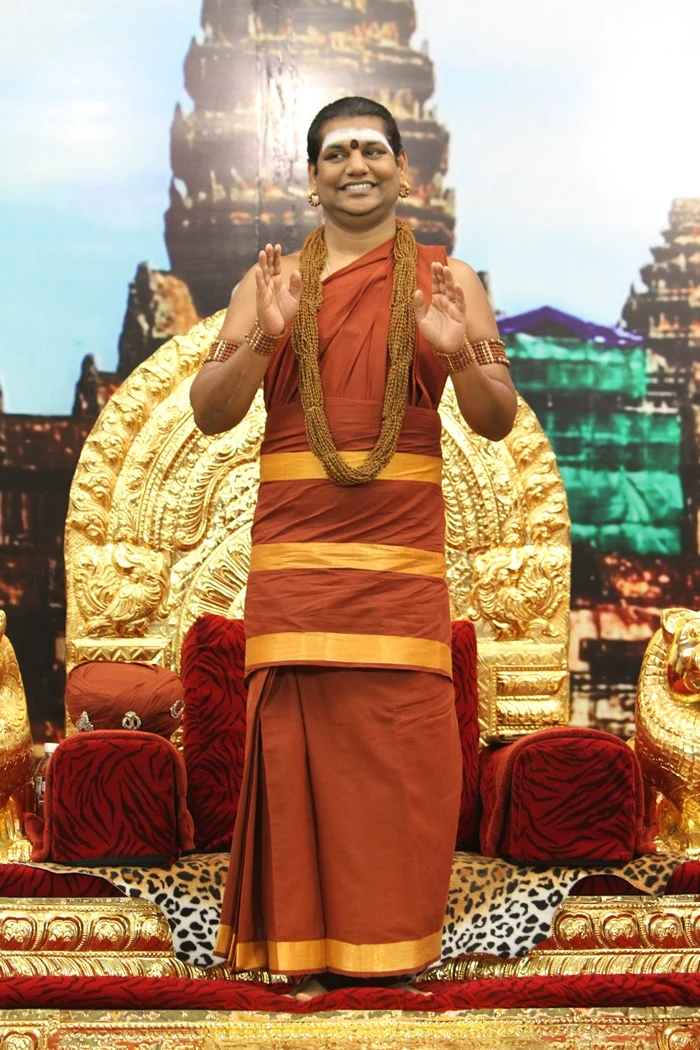https://nithyananda.org/sites/default/files/photo-gallery/2014-11nov-06th-nithyananda-diary_IMG_4477_bidadi-swamiji-blessing.JPG?1415363327