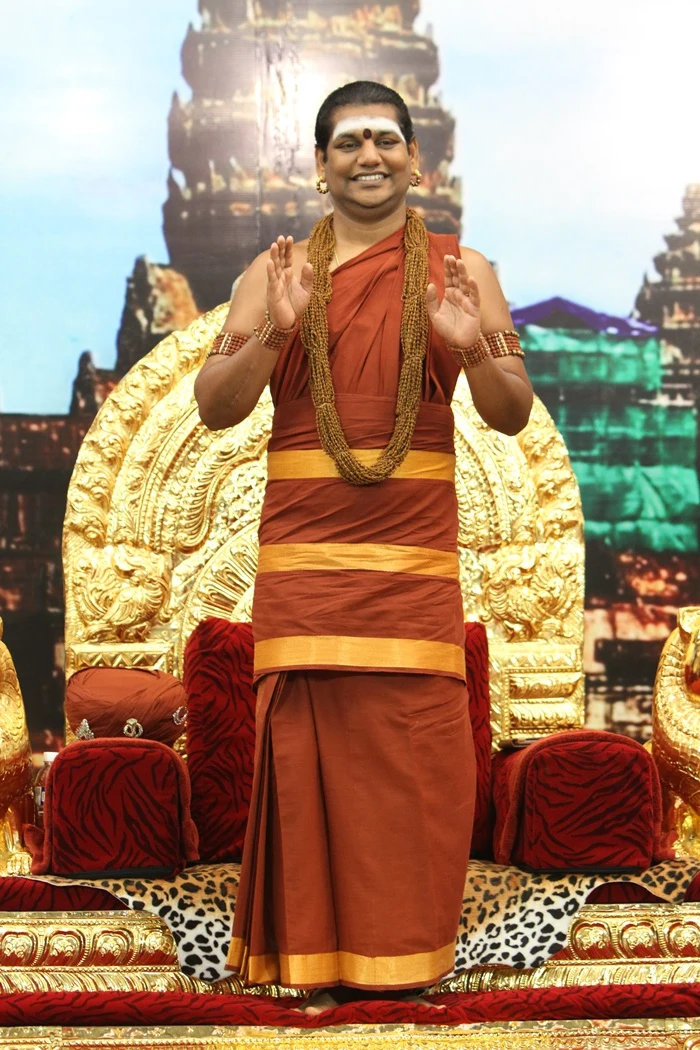 https://nithyananda.org/sites/default/files/photo-gallery/2014-11nov-06th-nithyananda-diary_IMG_4478_bidadi-swamiji-blessing.JPG?1415363327