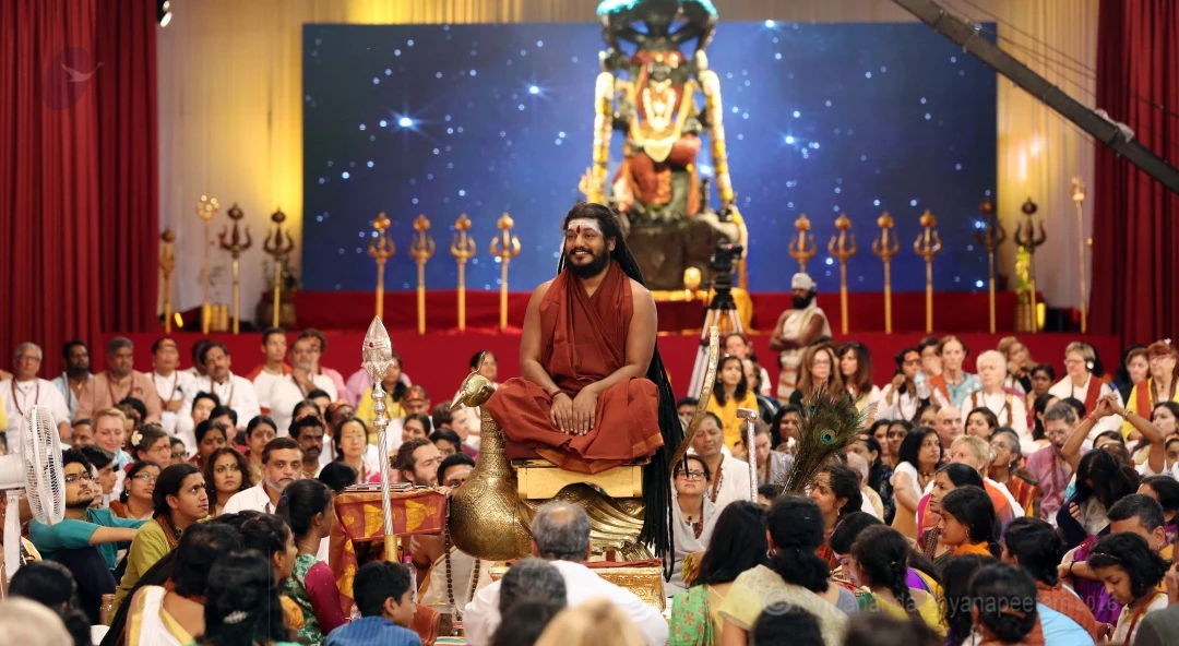 http://nithyananda.org/sites/default/files/photo-gallery/2016-12dec-11th-nithyananda-diary_IMGL3662_bengaluru-aadheenam-sadashivoham-day11-mandala-manifesting-swamiji.jpg