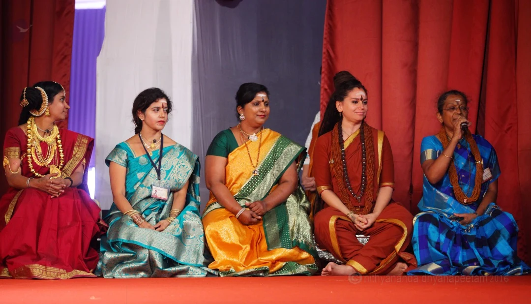 http://nithyananda.org/sites/default/files/photo-gallery/2016-12dec-1st-nithyananda-diary_IMG_2034_bengaluru-aadheenam-sadashivoham-day1-manifesting-powers-session.jpg