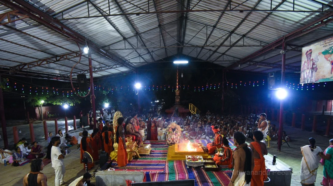 Shiva Deeksha - Homa conducted by Balasants of Nithyananada Gurukul