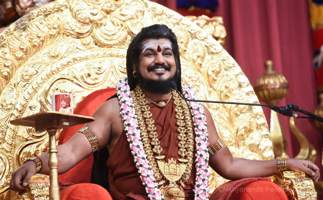 http://nithyananda.org/sites/default/files/photo-gallery/2017-3apr-1st-nithyananda-diary_DSC_3279_bengaluru-aadheenam-boss-workshop-swamiji.jpg